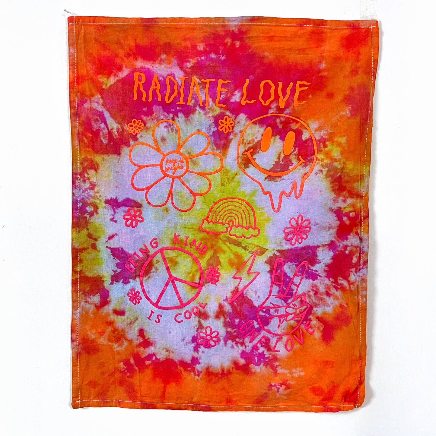 hippie heart wall hanging - tie dye