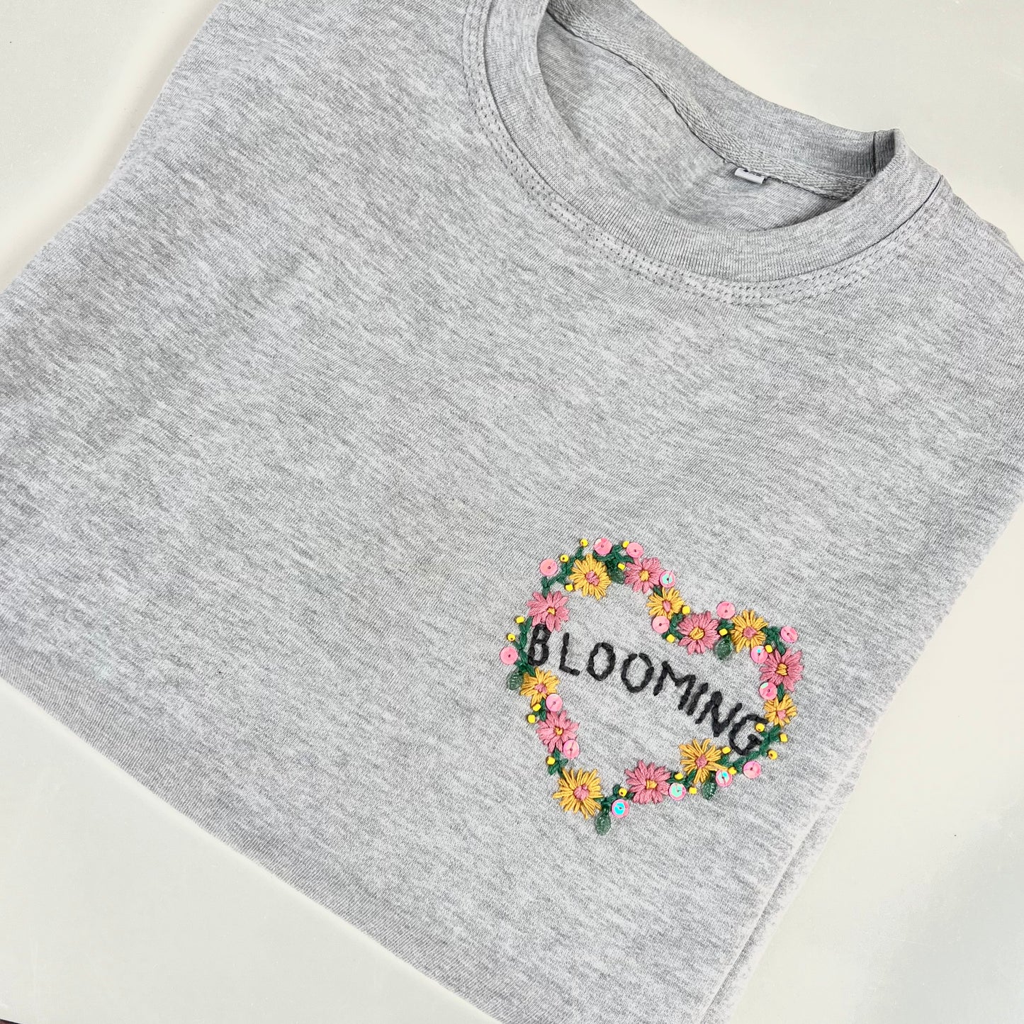 blooming hand-embroidered sweatshirt - grey