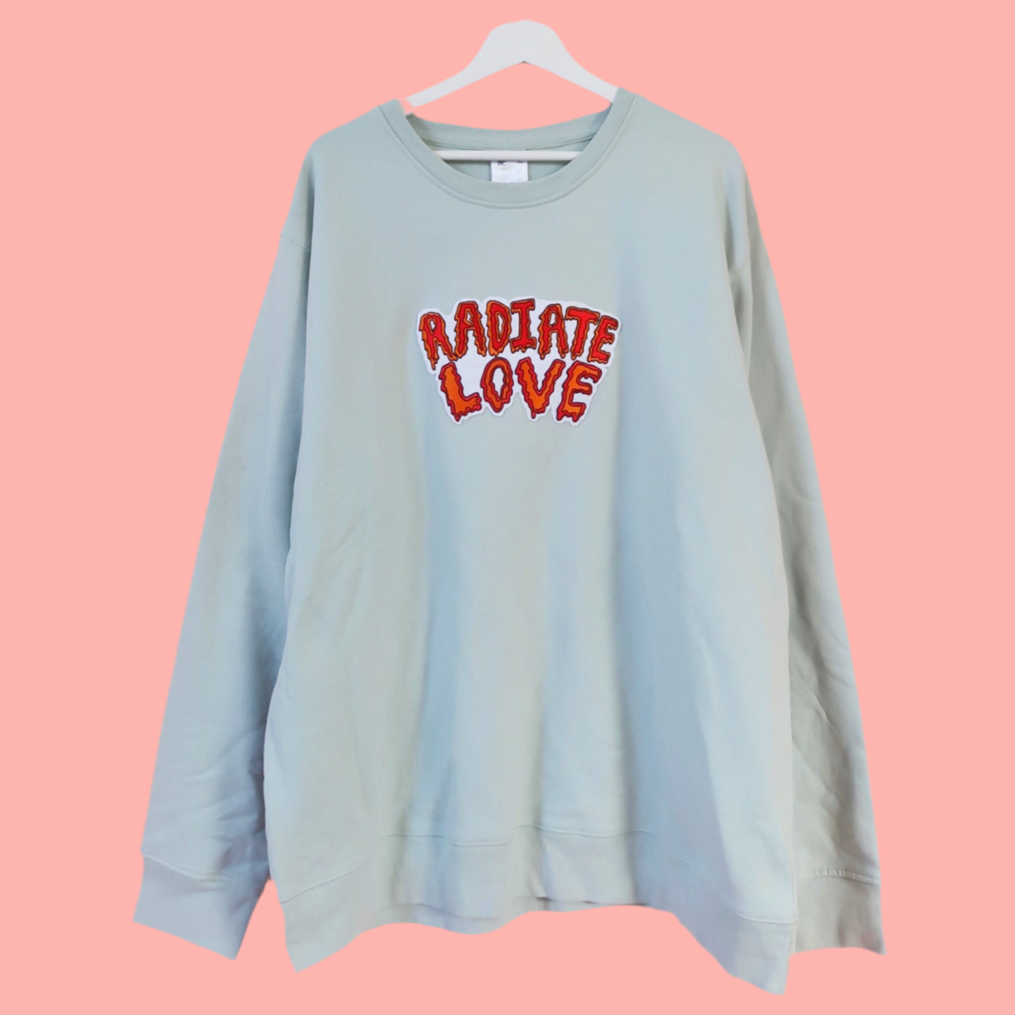 radiate love embroidered sweatshirt - light green