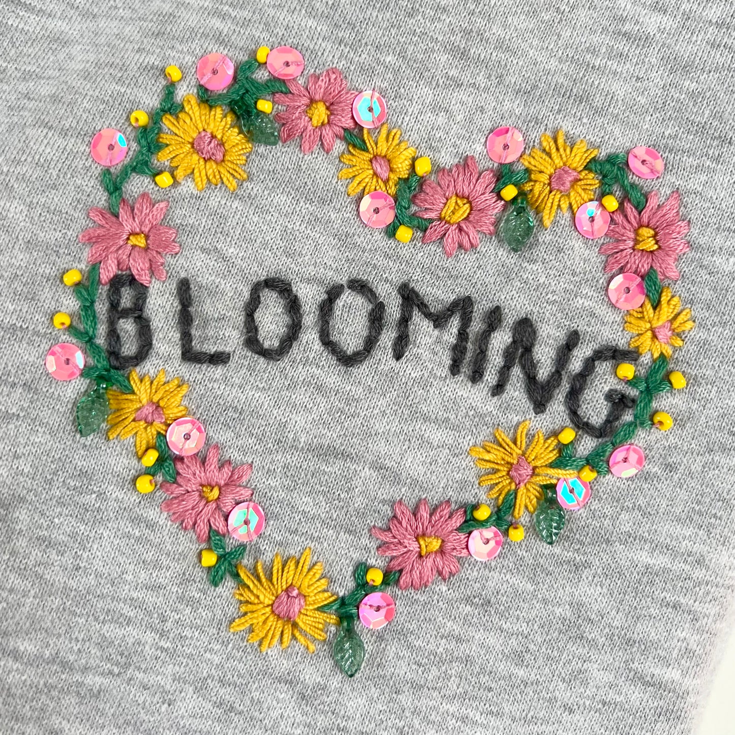 blooming hand-embroidered sweatshirt - grey