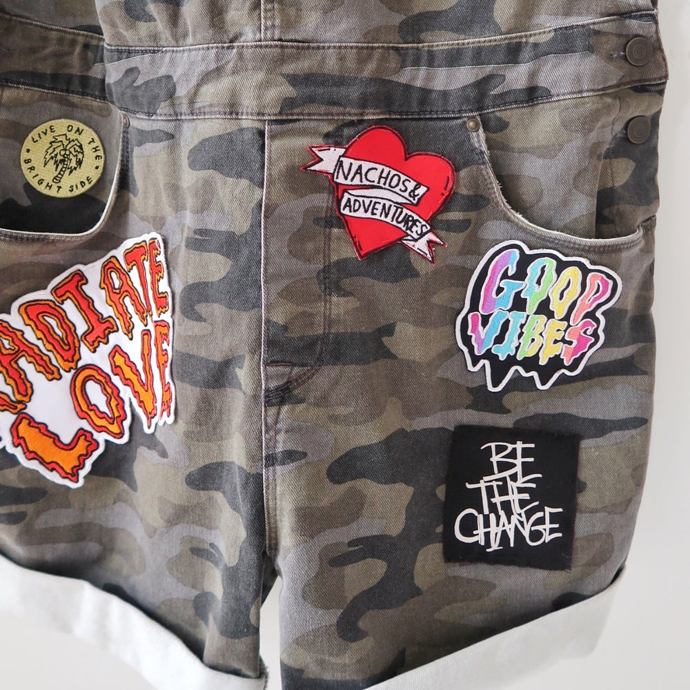 Camo store dungarees shorts